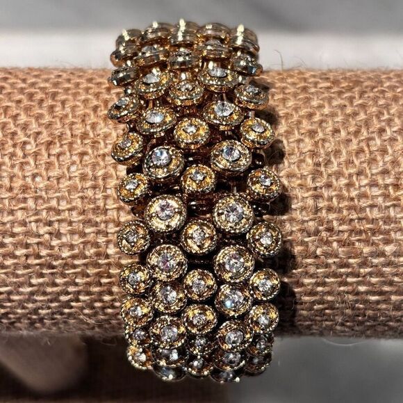 Francesca's Collections Multi-loop Crystal Stretch Bangle Bracelet Gold-tone OS - Picture 1 of 2